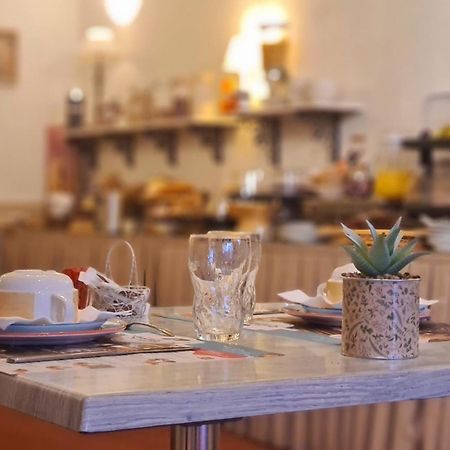 Hotel Caravelle Contact Hotel Rochefort  Ngoại thất bức ảnh